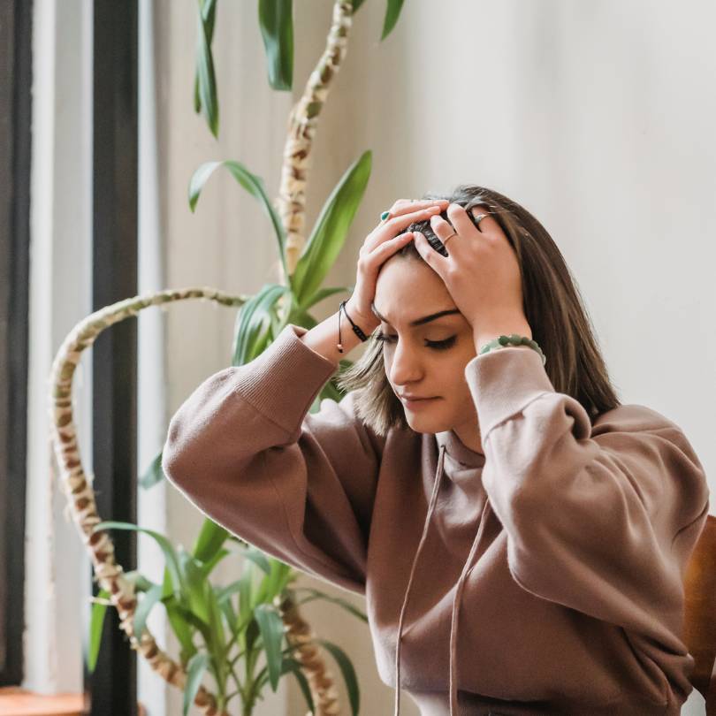 Cómo gestionar la culpa y dejar de autosabotearte culpa, Herramientas de reflexión y mejora personal, con ejemplos cotidianos