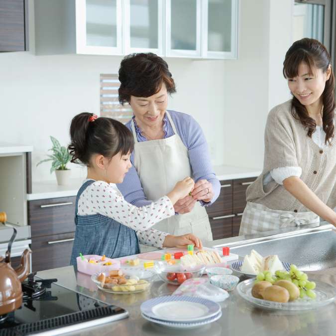 Manual de la Abuela Moderna: Consejos esenciales para el nuevo rol. Abuela y Aliada: Las mejores estrategias para ser el apoyo de la familia