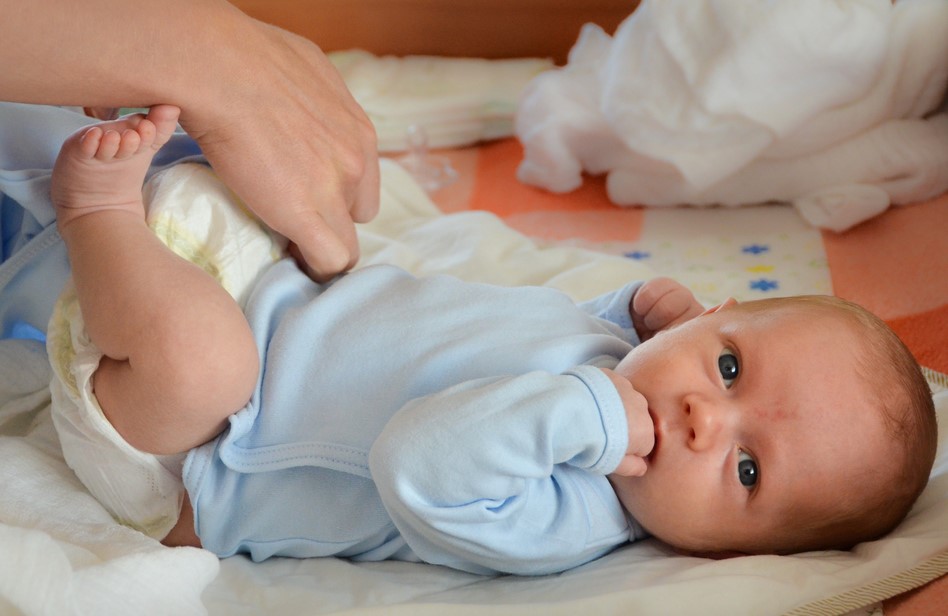Penetrar Limitado Accidentalmente Cómo vestir al bebé? ¿Cómo ponerle la ropa de forma segura?